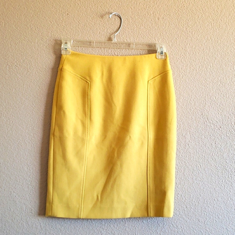 Halogen Yellow Skirt 💛 Size 0P